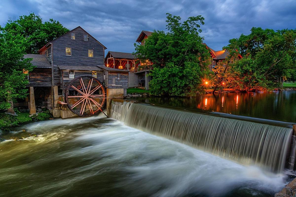Her Majesty'S Way, Awesome Mtn Views, 1089 Free Tickets Each Paid Day, Dollywood And More ガトリンバーグ エクステリア 写真